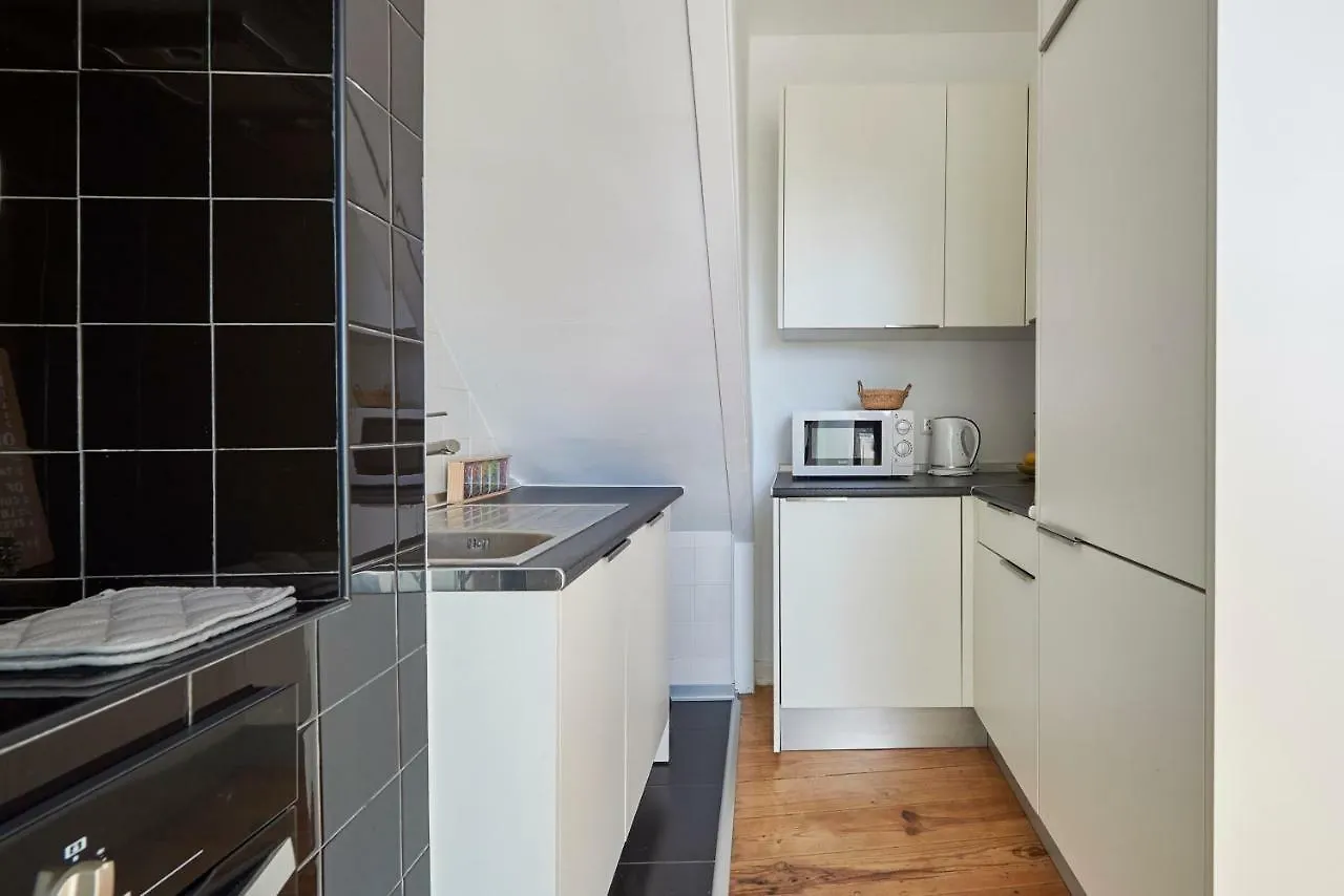 Charming Apartment Em Belem-Books And Canvas Lisboa