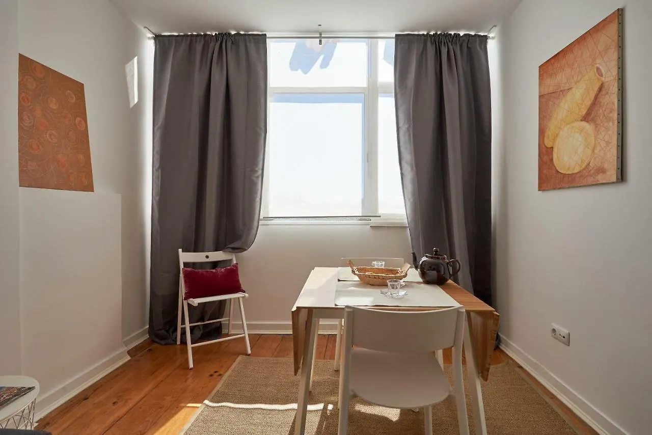 Charming Apartment Em Belem-Books And Canvas Lisboa